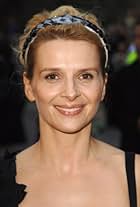 Photo of Juliette BinocheJuliette Binoche