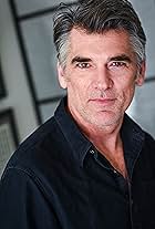 Photo of Robert FarriorRobert Farrior