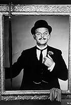 Photo of David TomlinsonDavid Tomlinson