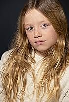 Photo of Indiana ElleIndiana Elle