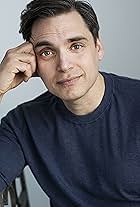 Photo of Erik AthavaleErik Athavale